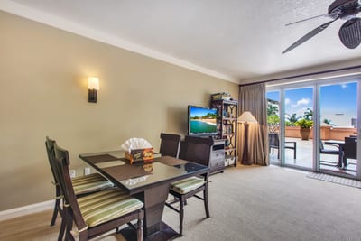 Bright living area with balcony access and garden views HKH-229