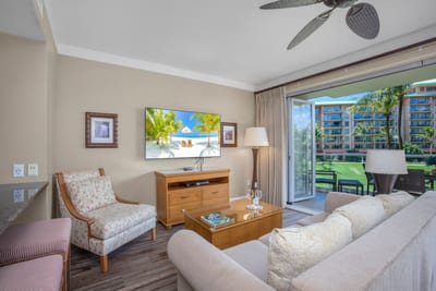 Tropical tranquility meets cozy sophistication in this island haven HKH-238