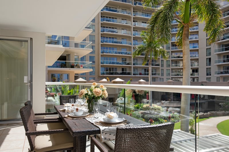 An alfresco setting where every meal feels like a special occasion