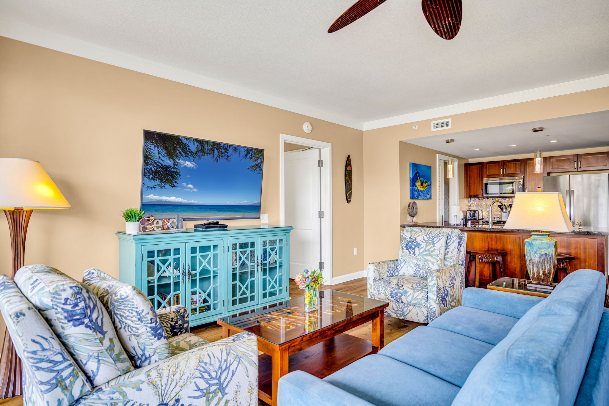 Light-filled living space with space for everyone HKH-305