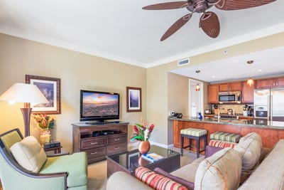 Unwind in this stylish retreat, just steps from the lanai and ocean breeze HKH-318