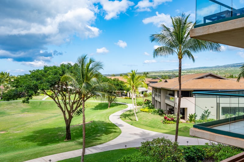  A stylish sanctuary steps from nature’s splendor