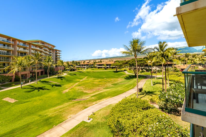 The ultimate indoor-outdoor flow, perfect for island living