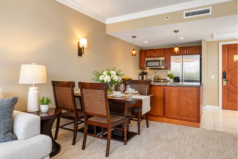 A polished space that balances form, function, and island flair HKH-424