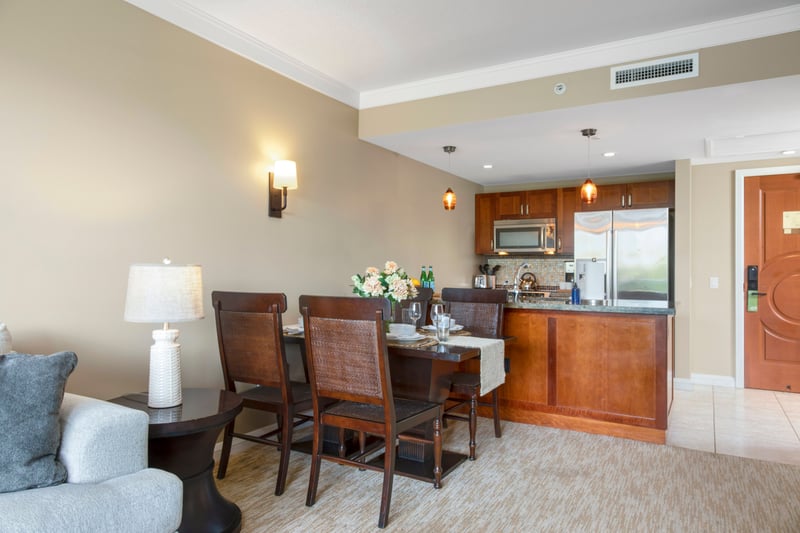 A polished space that balances form, function, and island flair HKH-424