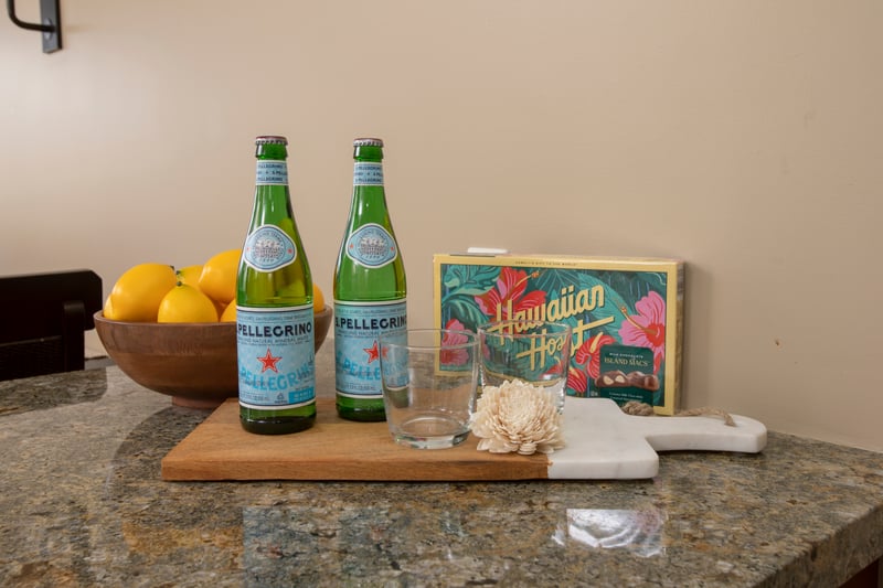 Artfully staged for instant comfort and refreshment HKH-424