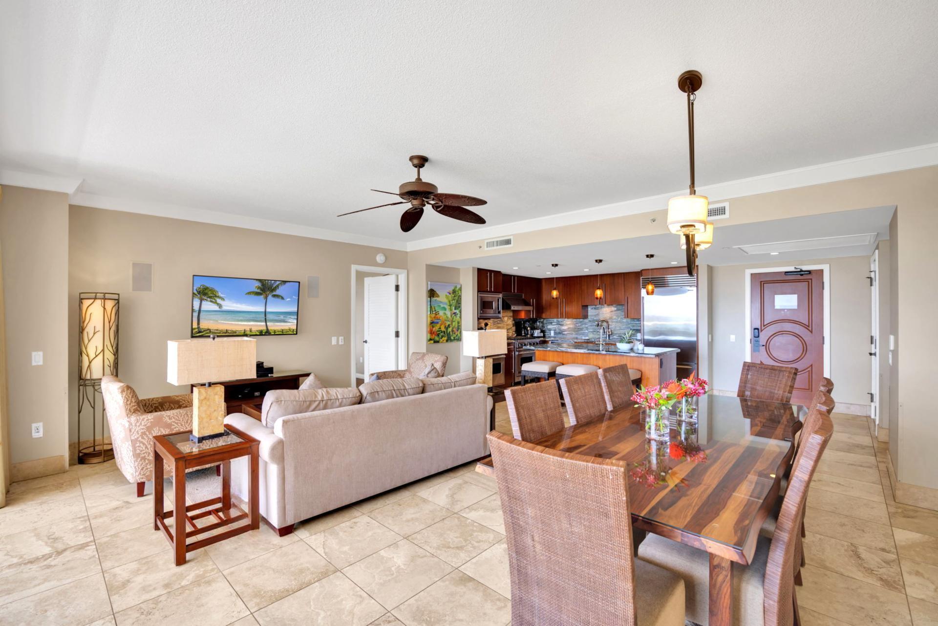 Dine island-style with seating for everyone, whether you're entertaining or having a casual family dinner 