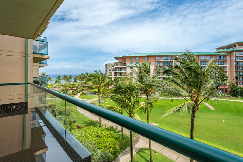 Serenity, sophistication, and spectacular views, all in one package