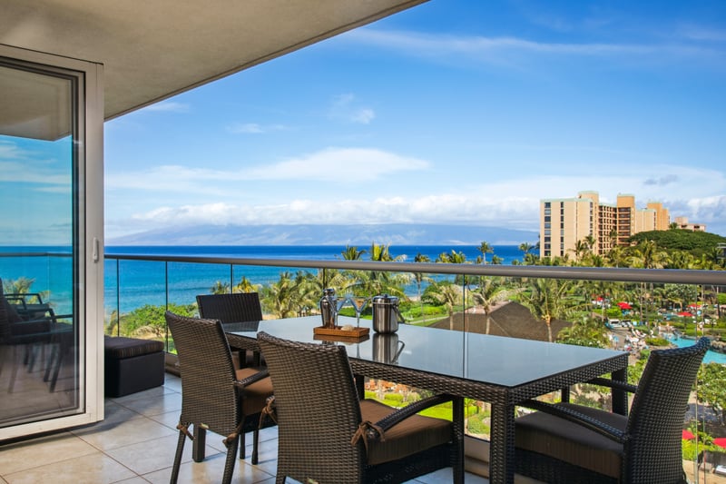 Spacious lanai perfect for sipping coffee or watching the sunset