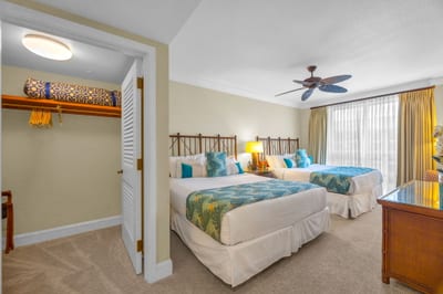 Guest suite includes private access to the bathroom and plenty of natural light. HKH-504