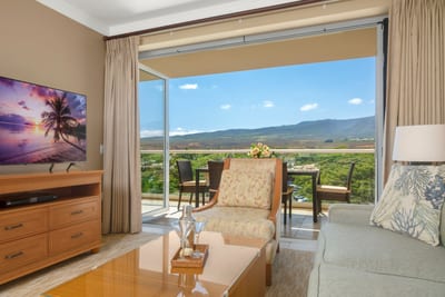 Every seat in the house comes with a picture-perfect panorama HKH-524