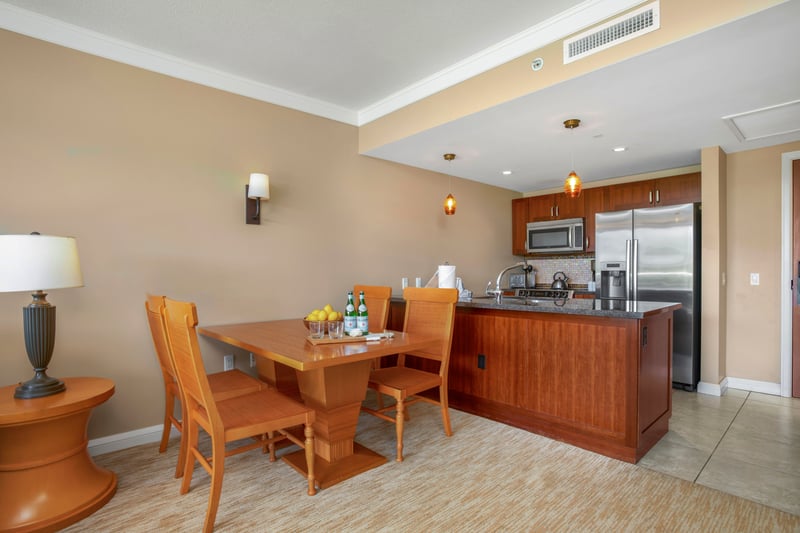 The perfect space to enjoy food, friends, and unforgettable Maui moments. HKH-524