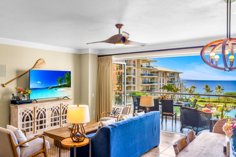 Enjoy a movie on the Smart TV with ocean views just outside your balcony doors. HKH-529