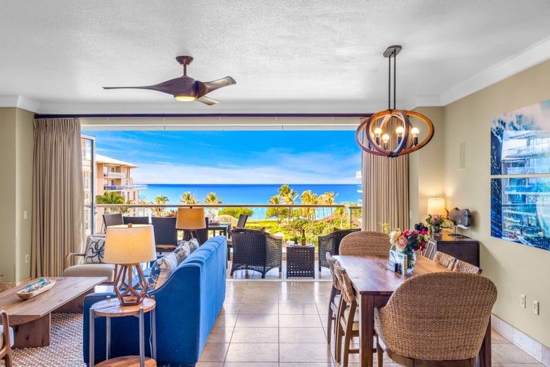 Dine indoors with stunning ocean views and a breezy connection to your private balcony. HKH-529