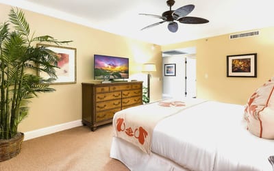 Sleep deeply in the primary suite, then ease into a slow morning before the next island adventure HKH-603