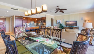 Share long dinners and card games at the dining table before strolling out for starlit lanai time HKH-603