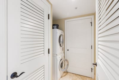 Convenient in-unit laundry with stacked washer and dryer setup HKH-603