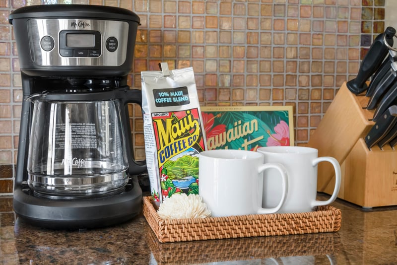 Brew island mornings with Maui coffee, tropical mugs, and aloha vibes. HKH-609