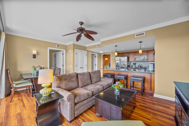 A welcoming living area ideal for relaxing after the beach