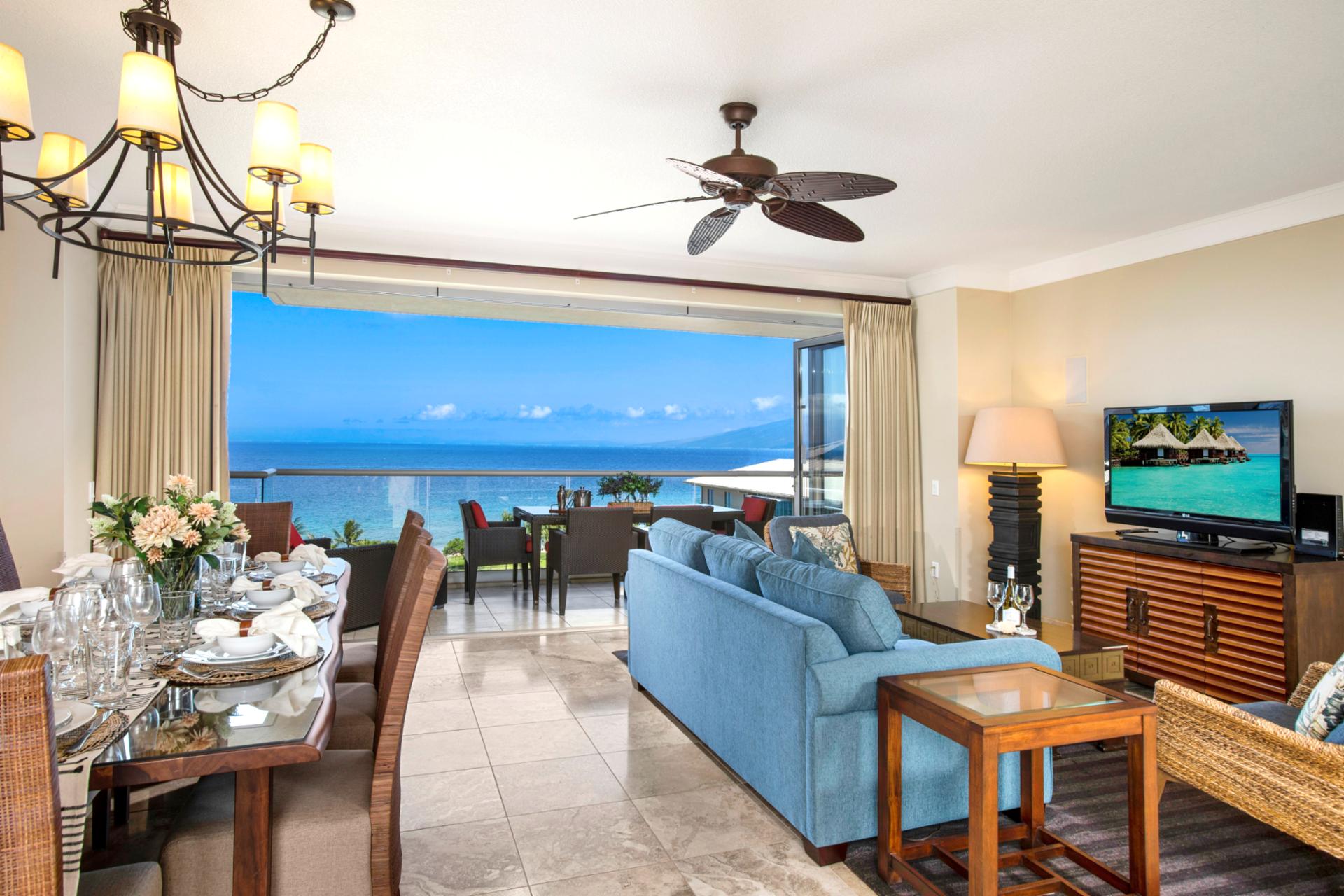 A perfect blend of dining laughter and endless horizon