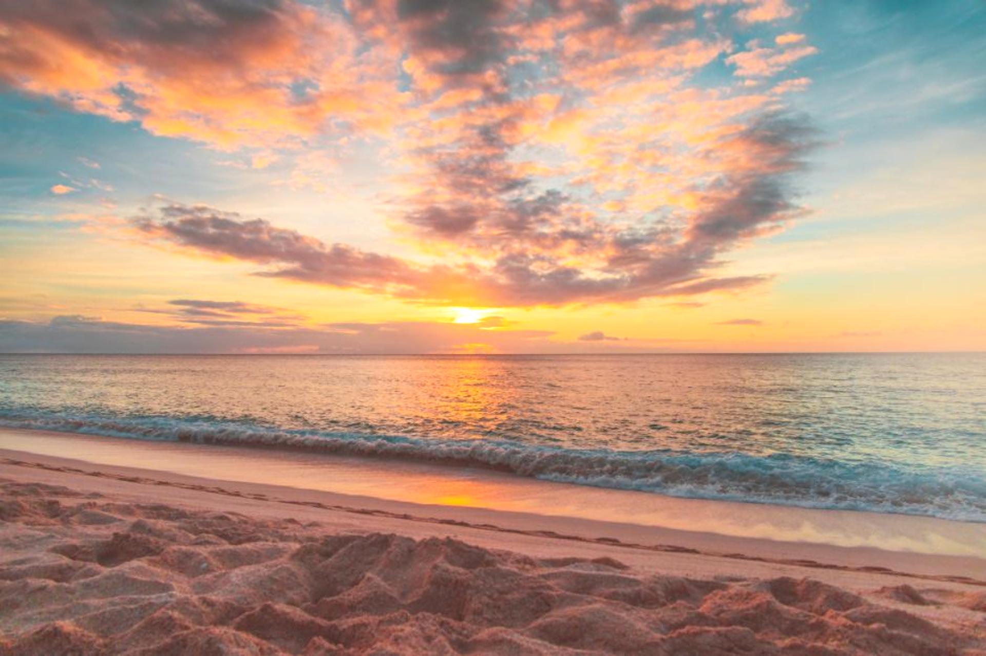 Ground floor convenience means the incredible sunsets from Kaanapali Beach are only steps from your door