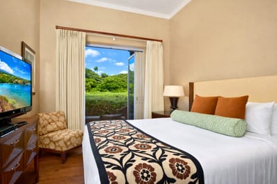 Wake to garden views from your King bed and unwind with your flat screen TV in the evening.