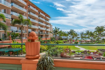 Walking paths leading to the beach and one of several pools and hot tubs HKK-225