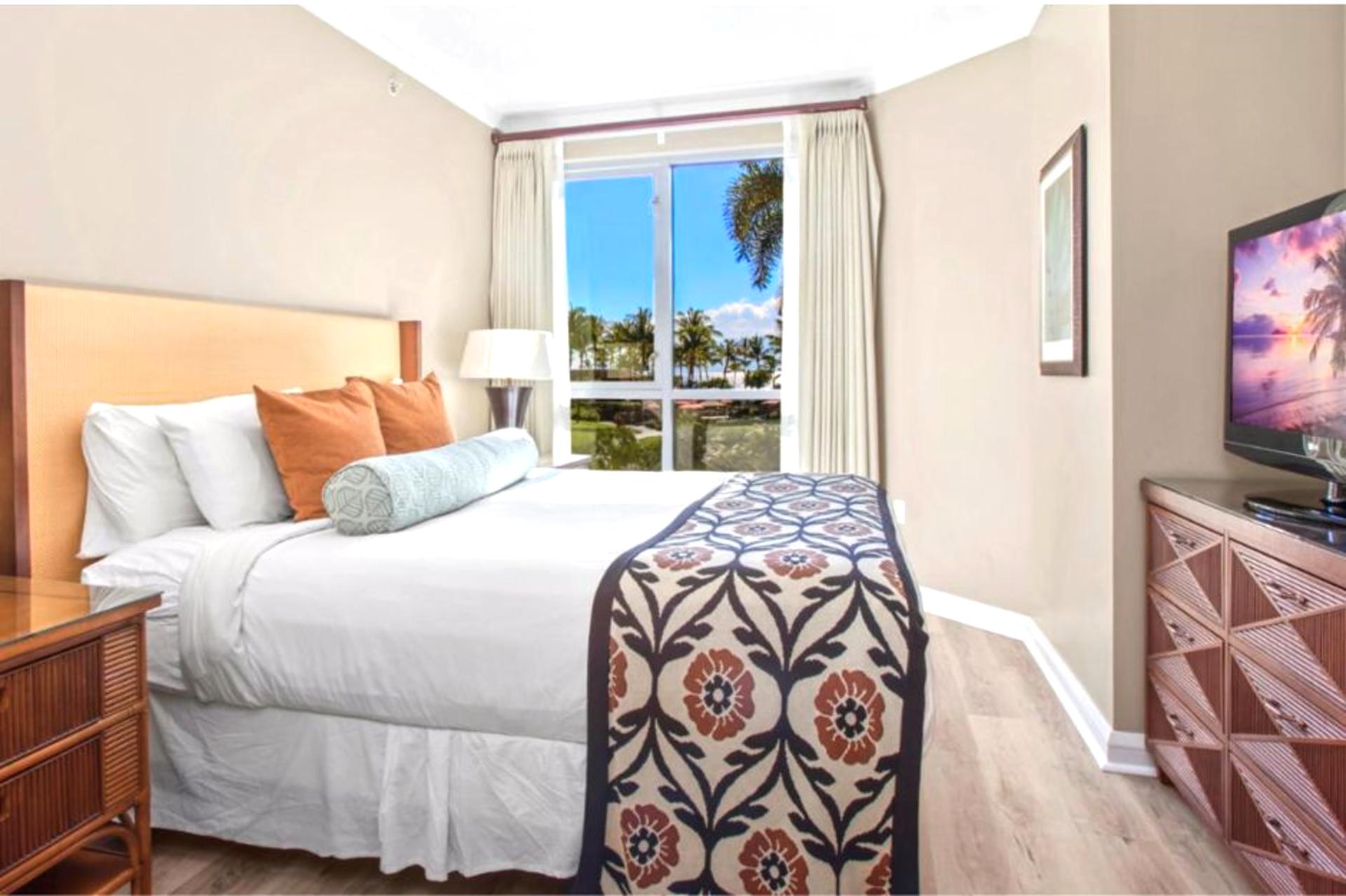 Wake up to palm trees, ocean breeze, and tropical bliss.