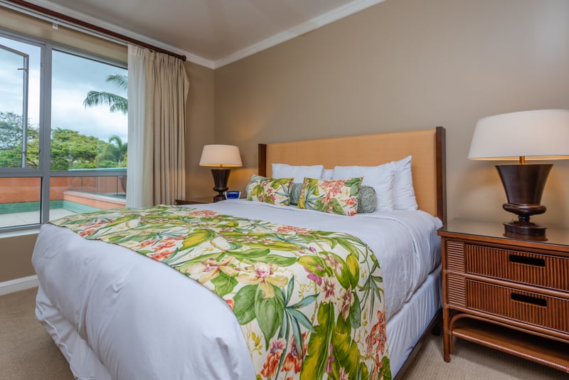 Large bright guest suite with beautiful views and island breezes