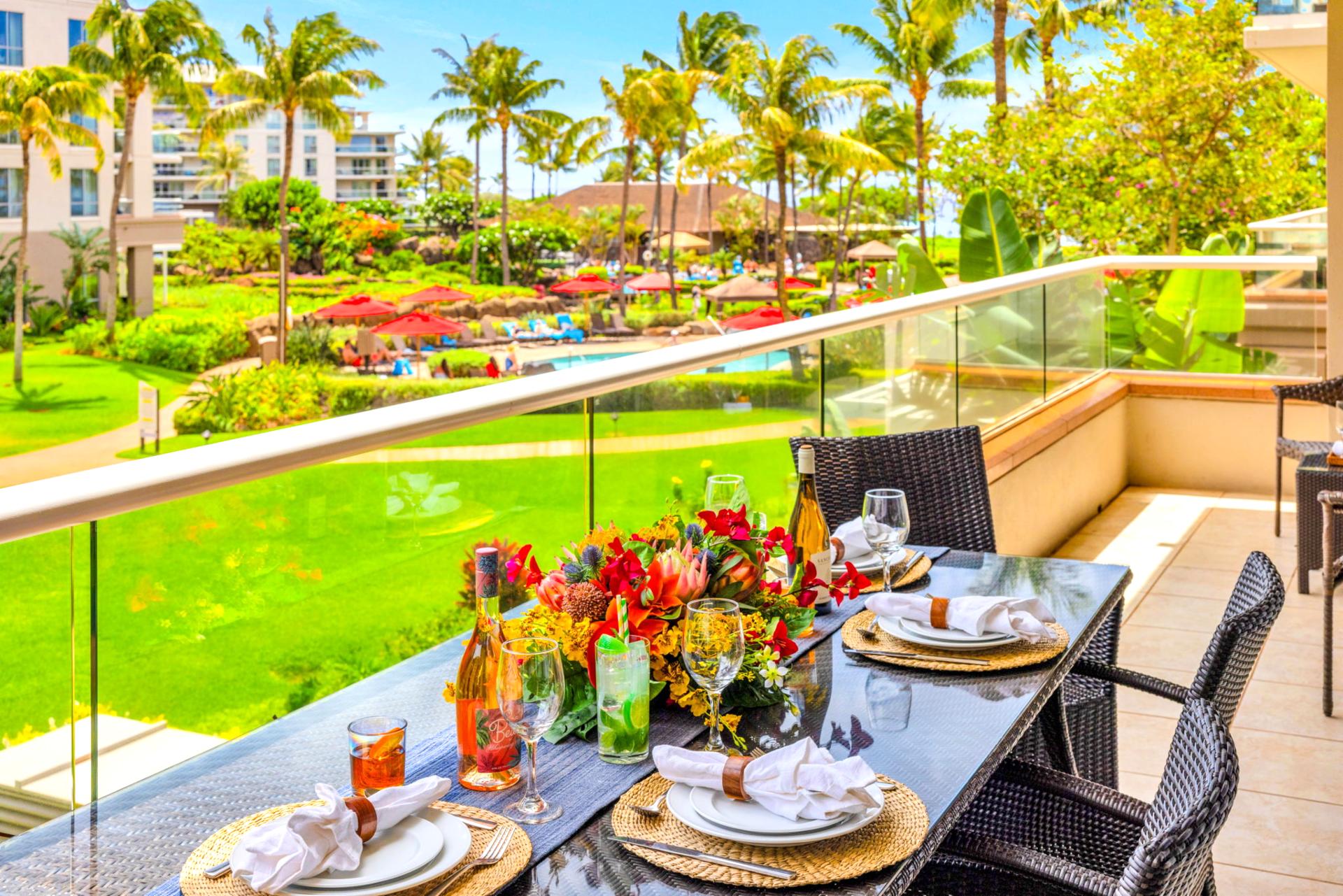 Breakfast on the balcony never looked this good HKK-245