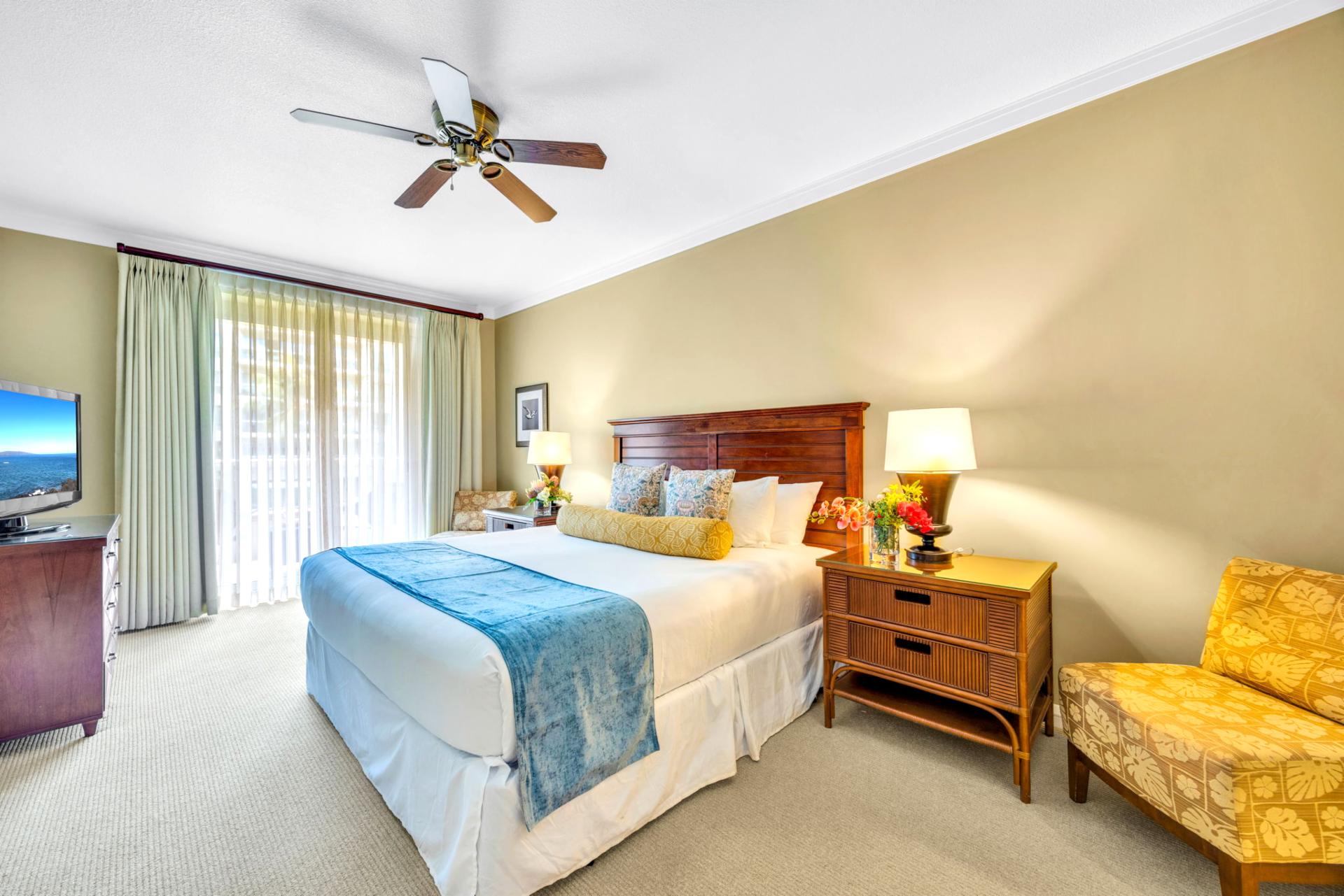 Wake refreshed and ready for another day in paradise HKK-245