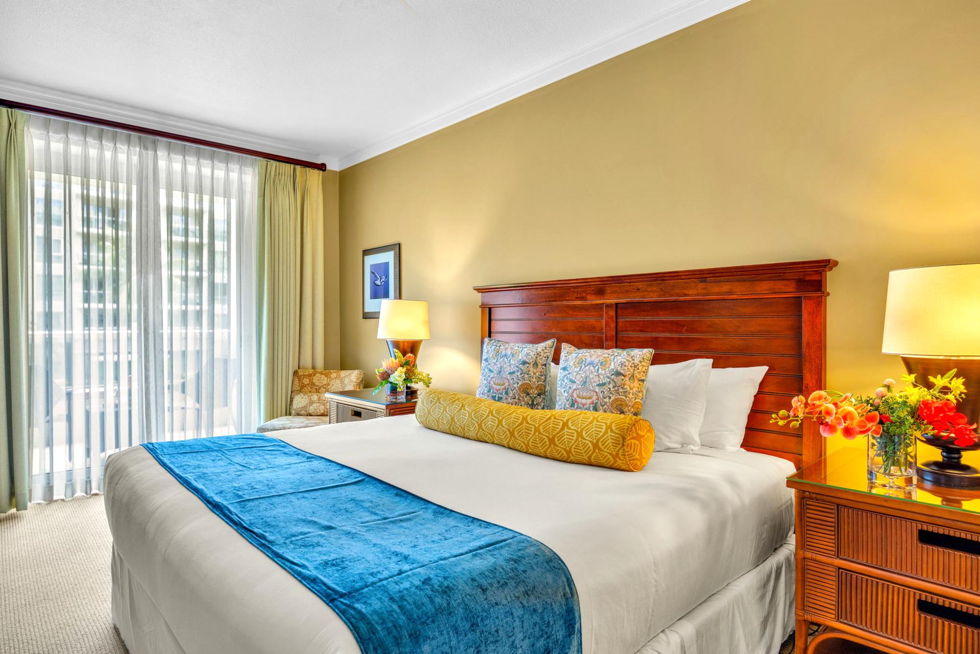 Rest easy surrounded by tropical touches and comfort HKK-245