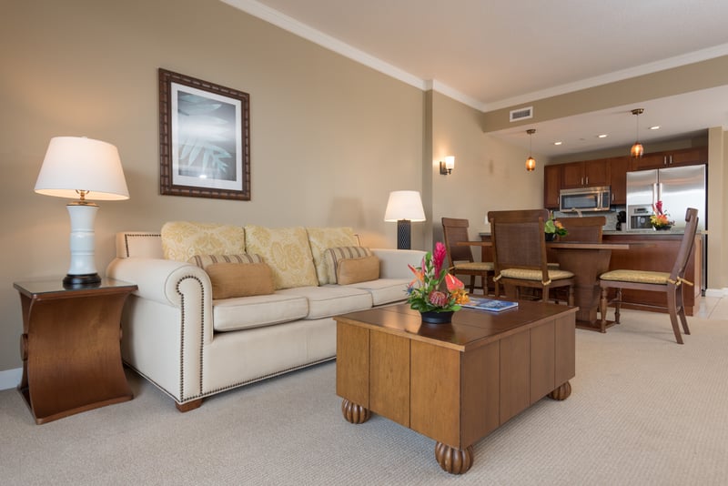 Open concept and perfect layout for families or entertaining HKK-424