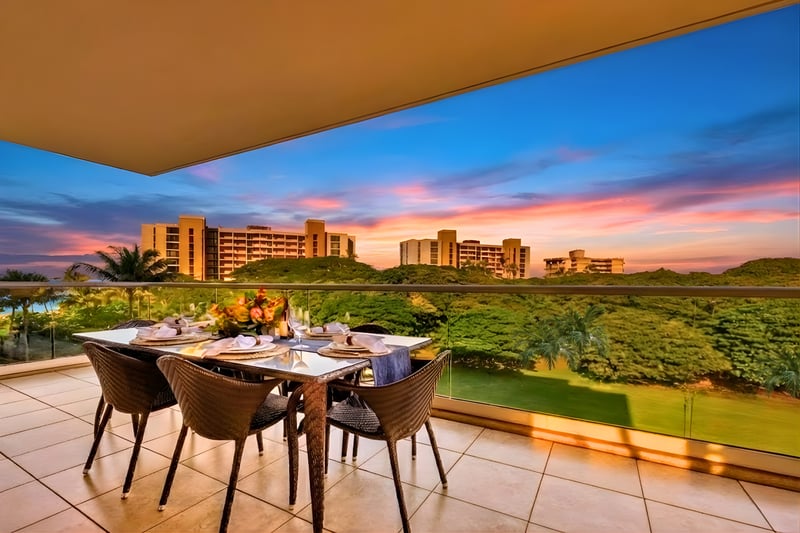Enjoy gorgeous sunsets with wide views and fresh breezes HKK-434
