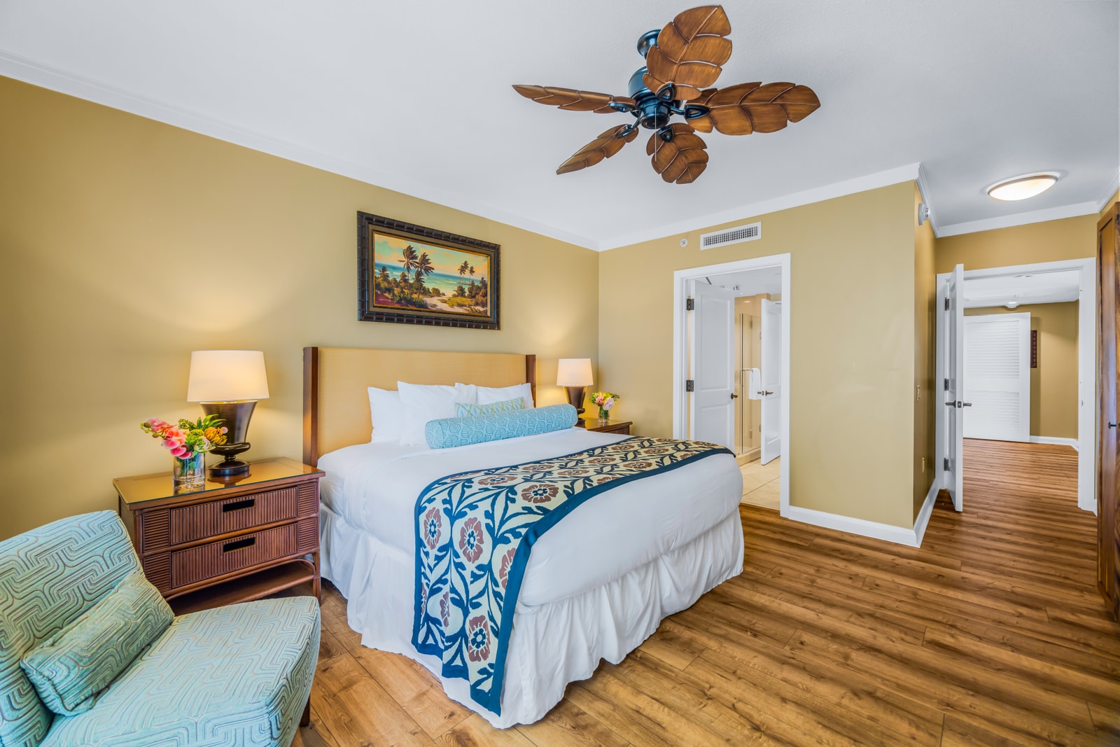 Relax in your second bedroom with Queen bed and ample storage, perfect for friends or family. HKK-439