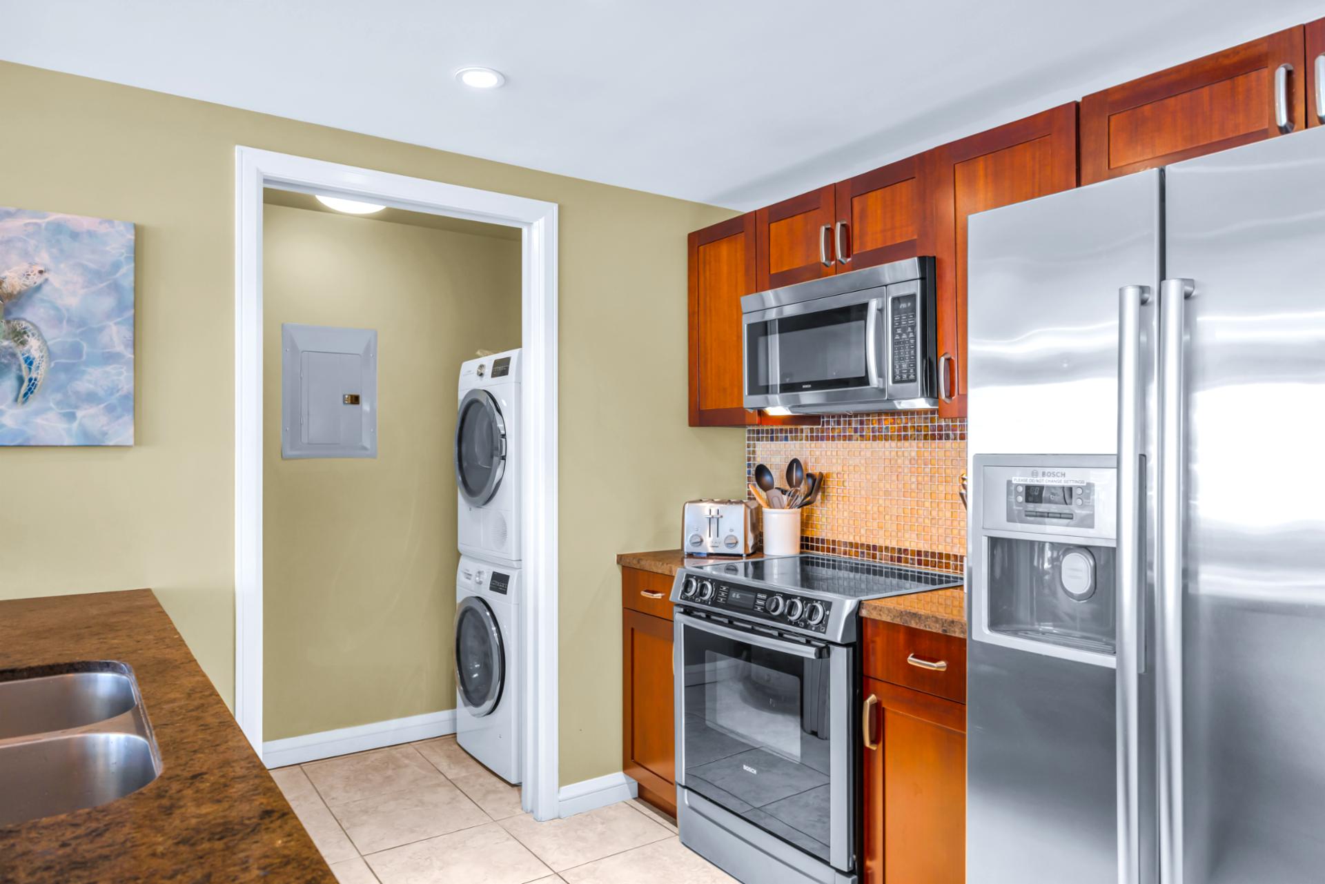 The villa features an in unit washer and dryer for added convenience HKK-443