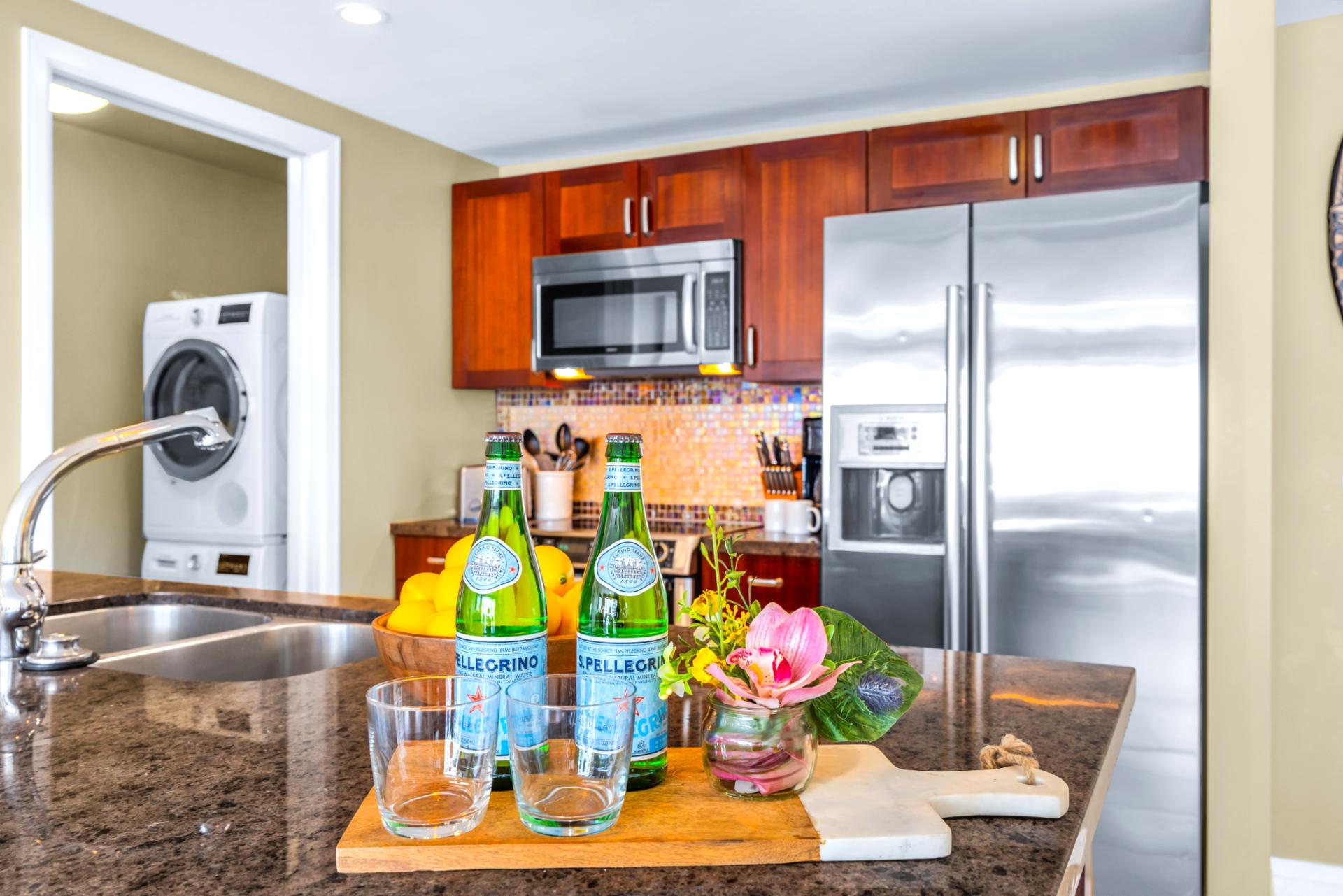 Fully equipped kitchen ready for island inspired meals HKK-443