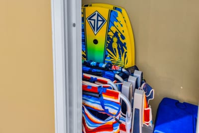 Beach gear storage to make island days easy HKK-443