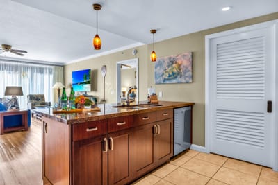 Modern kitchen with generous counter space HKK-443