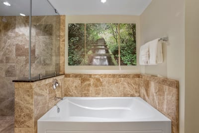 With a rain shower and deep soaking tub, this bathroom is pure indulgence HKK-451