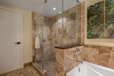 Timeless design with a modern twist makes this bathroom a standout HKK-451