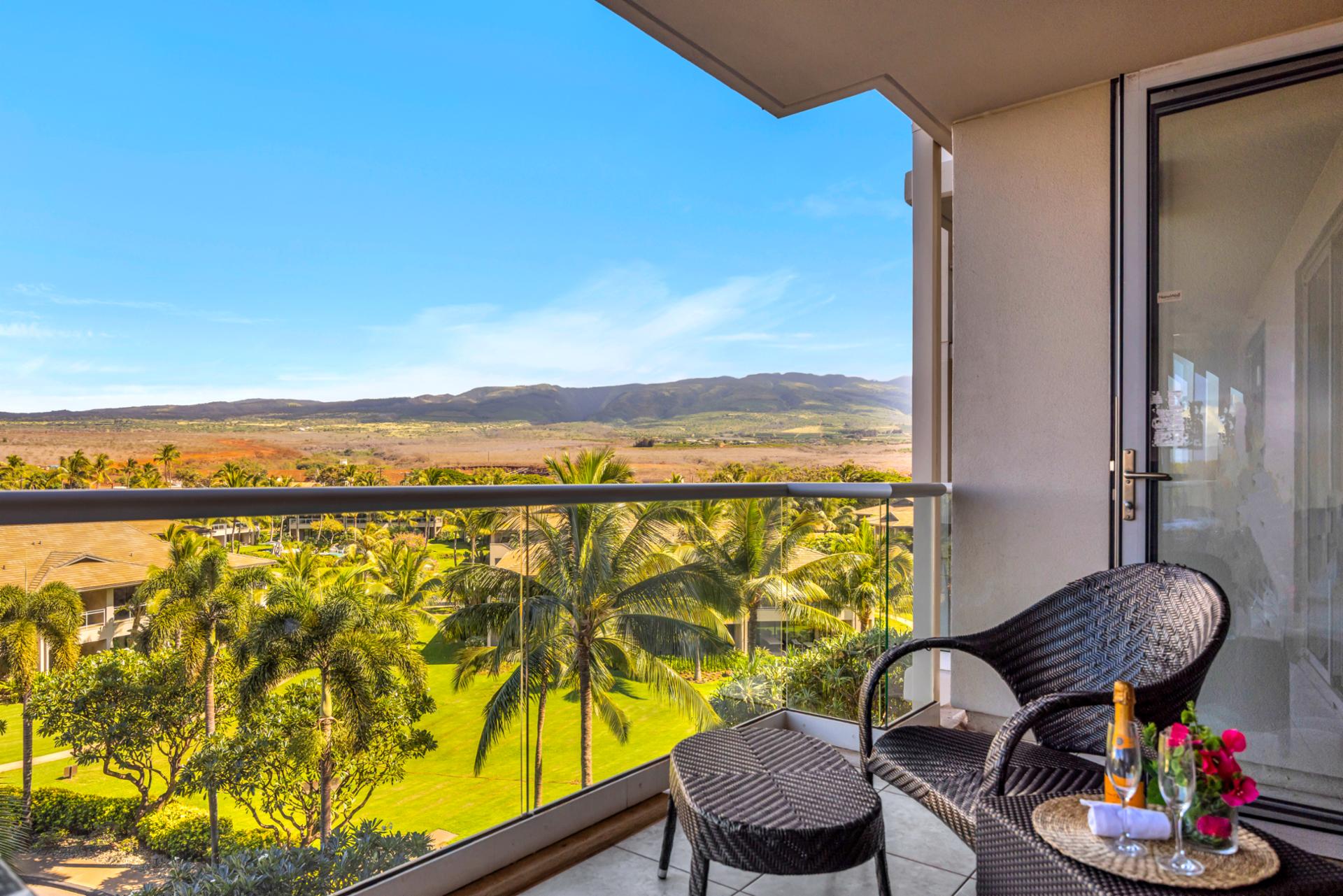 Relax on the lanai with sweeping island views all around