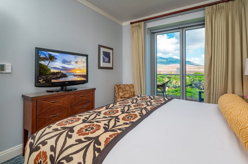 Wake up to island breezes and blue skies