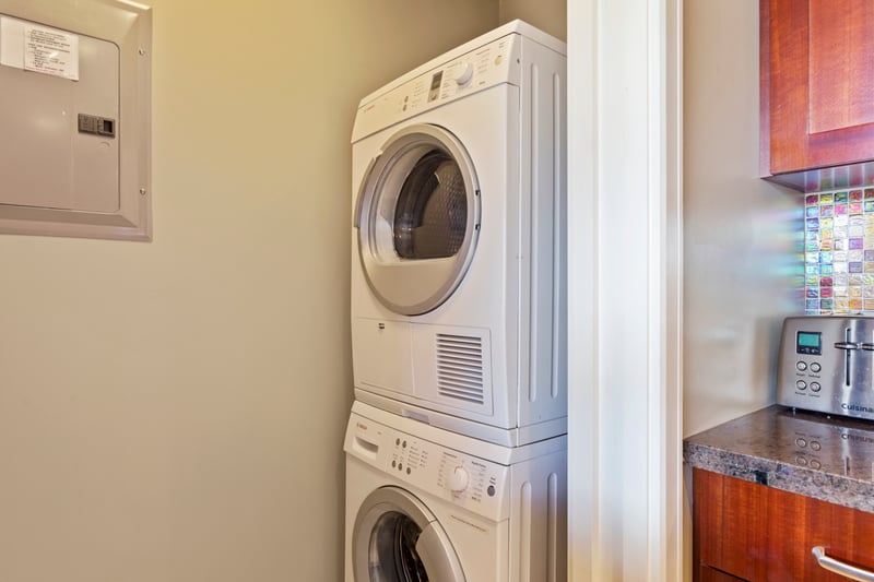 Because even vacations need fresh towels, washer/dryer on site