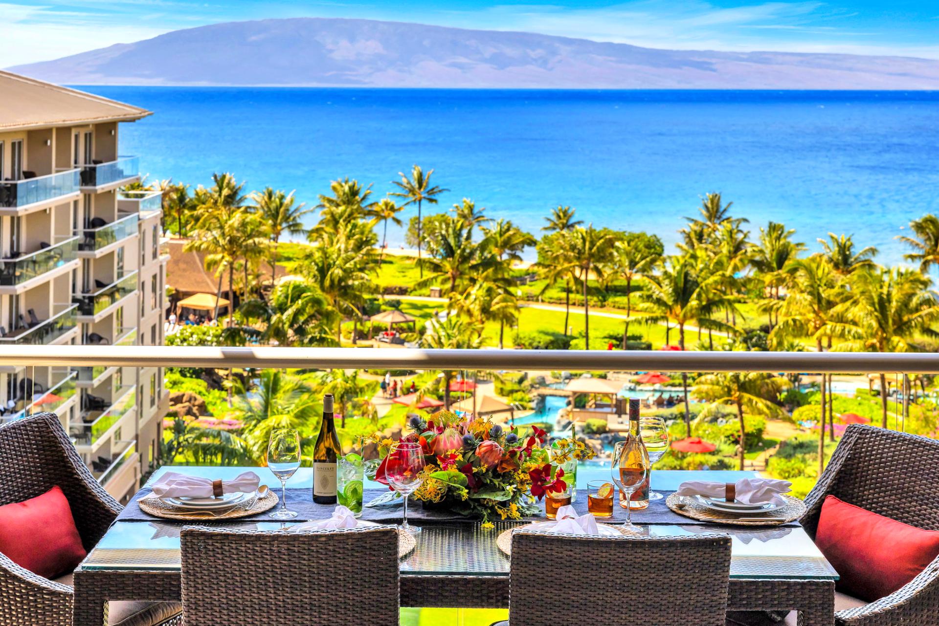 Tropical resort views with a peek of the ocean, perfect for relaxed mornings on the balcony.