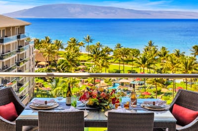 Tropical resort views with a peek of the ocean, perfect for relaxed mornings on the balcony. HKK-825