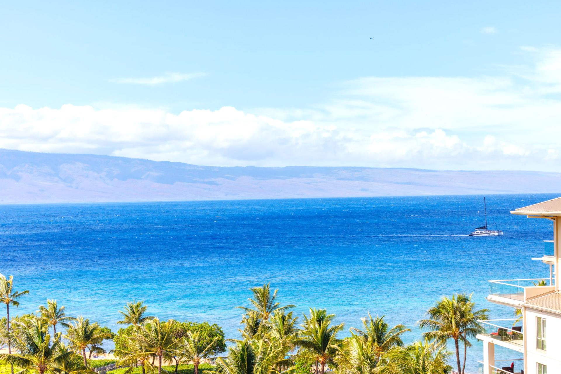 Wide-angle ocean view captures the beauty of Maui’s coastline from the comfort of your lanai.