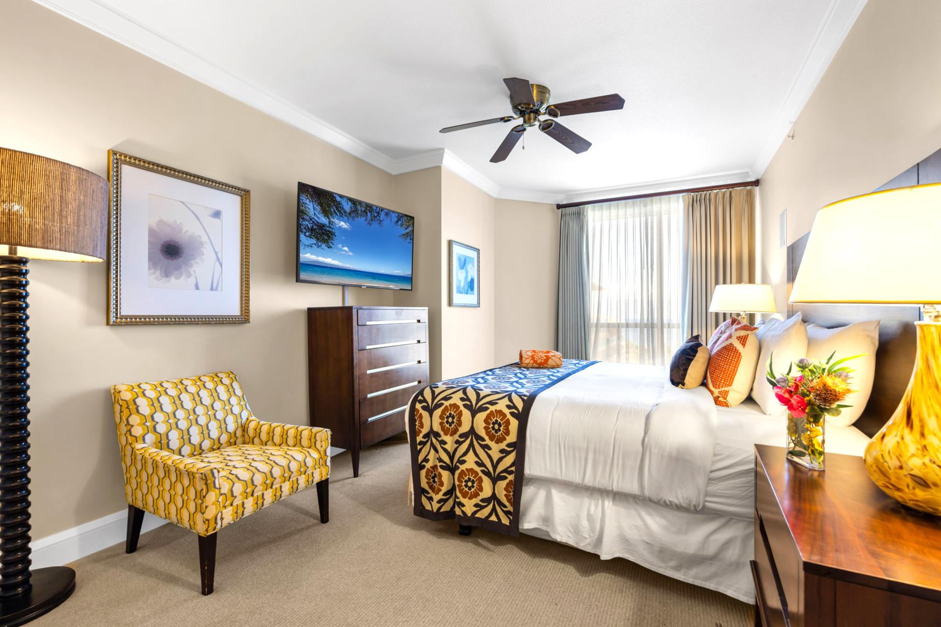 Guest room with King bed and seating area, ideal for quiet mornings.