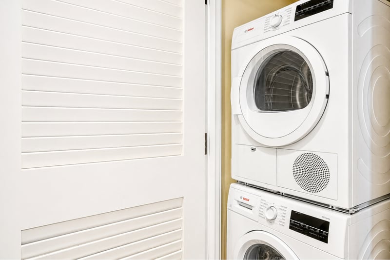 In unit washer and dryer add everyday convenience, letting you pack lighter and keep everything fresh during your stay.