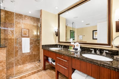 The complimentary luxury L'Occitane bath amenities elevate your experience. We only work with the best!